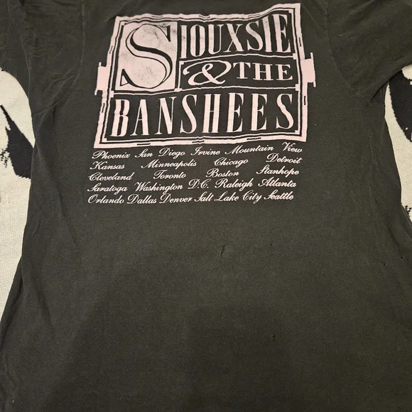 Graphic Star T-Shirt - Picture 2 of 6